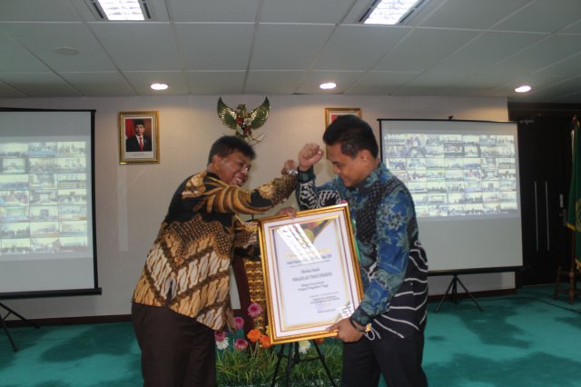 Penyerahan Sertifikat 08-08-2020